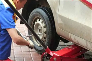 南郑附近拖车24小时服务热线电话