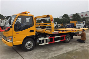 南郑哪里有拖车服务